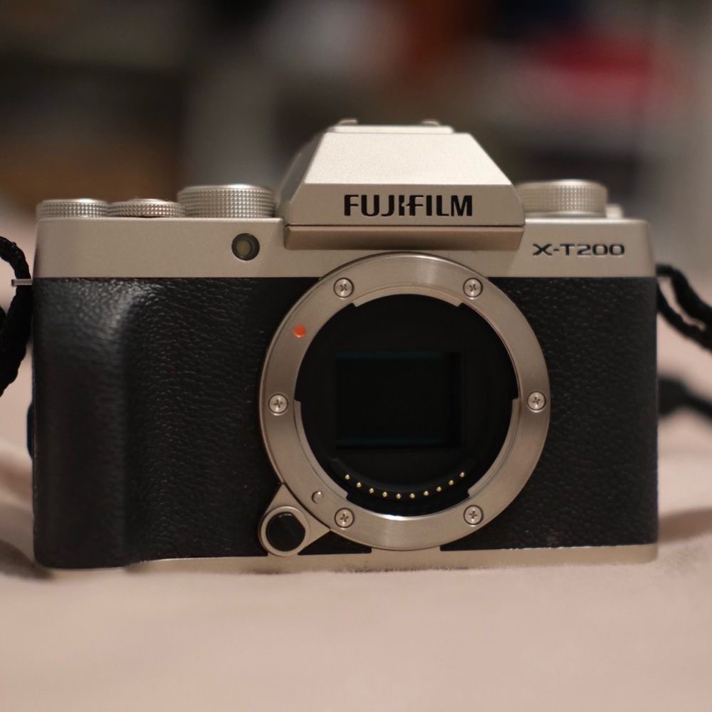Fujifilm X-T200 Silver and Black Digital Camera